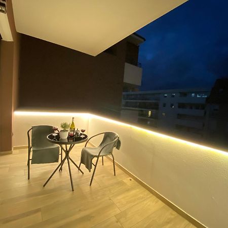 T27 Apartments Free Parking Ingyenes Zart Parkolo Дьёр Экстерьер фото