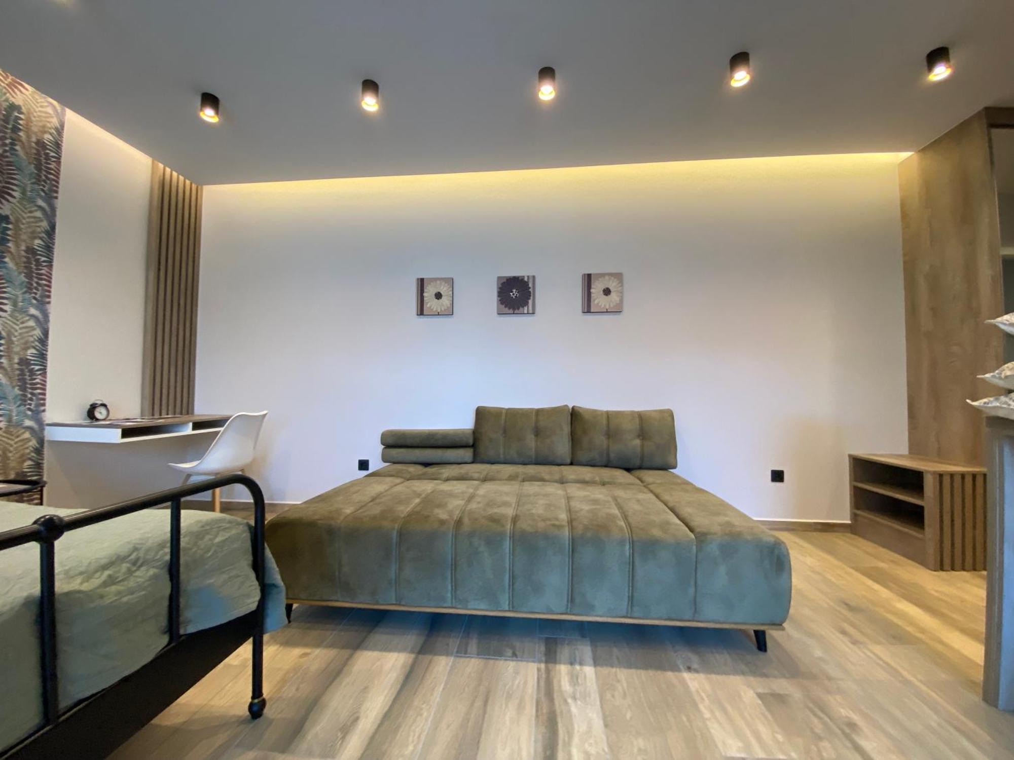 T27 Apartments Free Parking Ingyenes Zart Parkolo Дьёр Экстерьер фото
