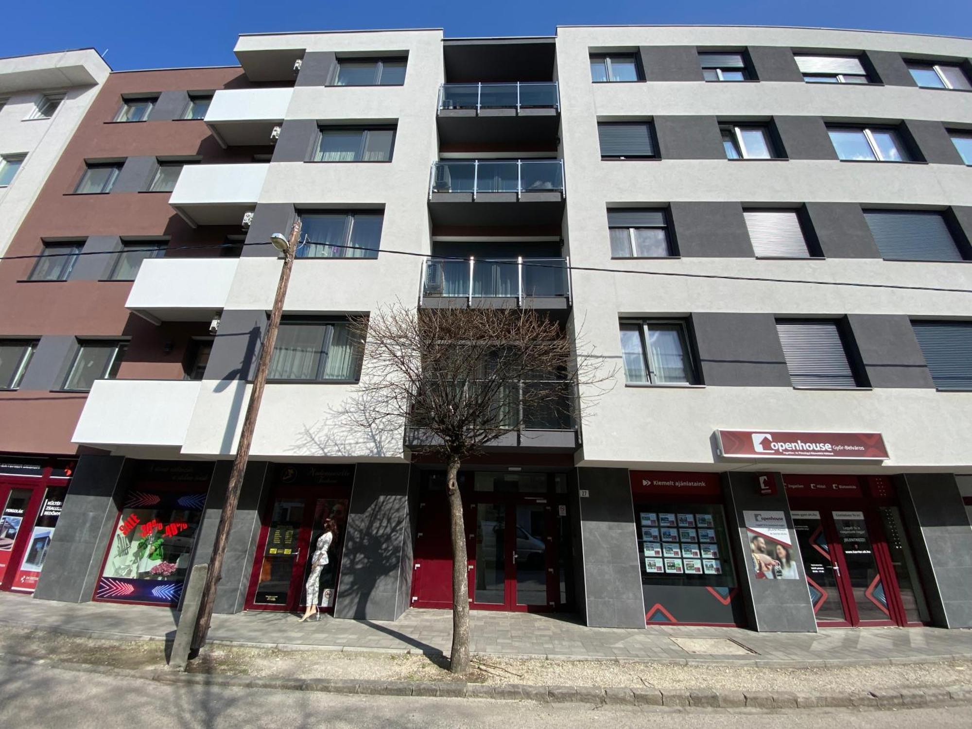 T27 Apartments Free Parking Ingyenes Zart Parkolo Дьёр Экстерьер фото